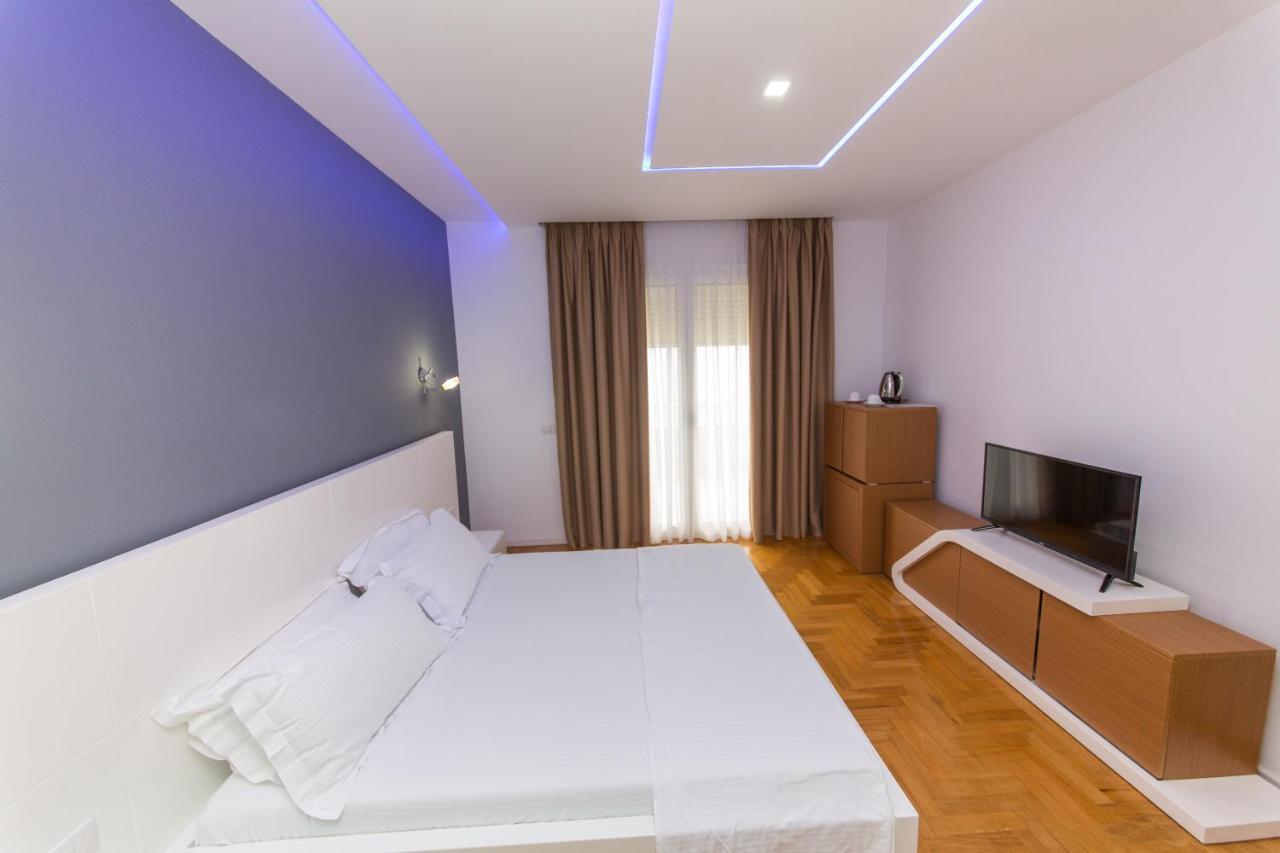 Aler Luxury Vlore Hotel Bilik gambar